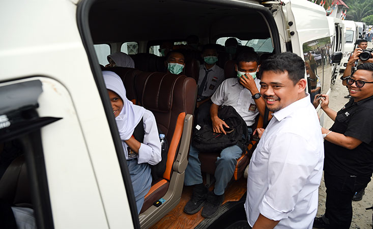 Bobby Nasution Luncurkan 33 Bus Gratis di Lima Kabupaten, Permudah Akses Sekolah bagi Pelajar