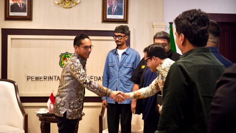 Rico Waas Dorong Komunitas Kreatif Medan Tangkal Hoaks Lewat Kampanye Positif