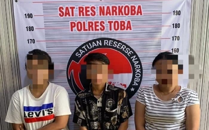 Usai Pesta Sabu, Tiga Wanita Diamankan Polres Toba