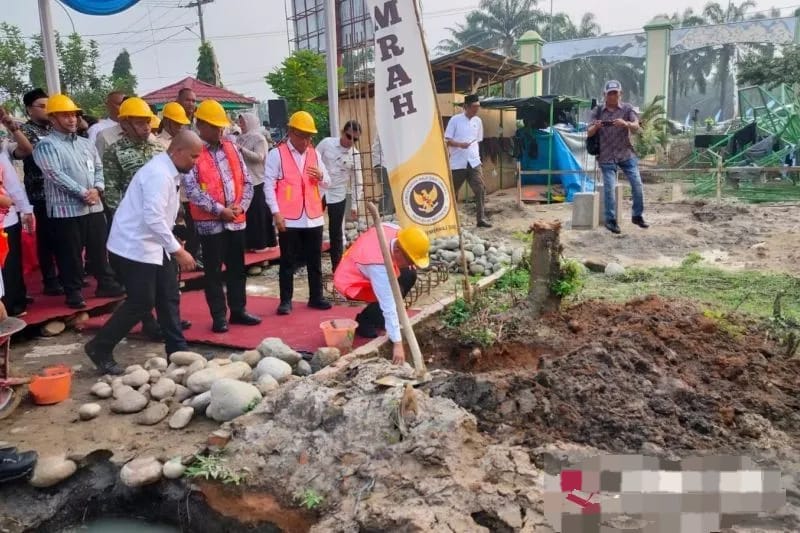 Wamenhaj Letakkan Batu Pertama Gedung PLHUT Sergai di Teluk Mengkudu