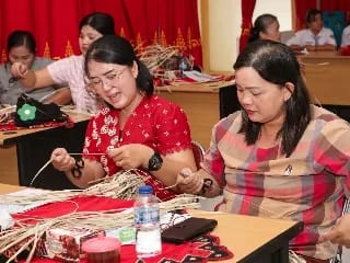 Pemko Gunungsitoli Revitalisasi Anyaman Sinasa Jadi Produk Unggulan Ekonomi Kreatif