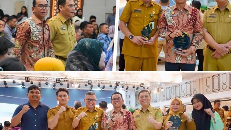 Rico Waas Raih Penghargaan Achievement Person KI Sumut Award 2026