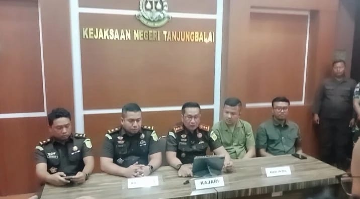Korupsi 15,65 Miliar, 2 Mantan Pejabat BRI Sei Kepayang Ditahan Kejari Tanjung Balai