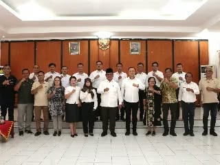 Wali Kota Gunungsitoli Lantik 11 Pejabat Disdukcapil