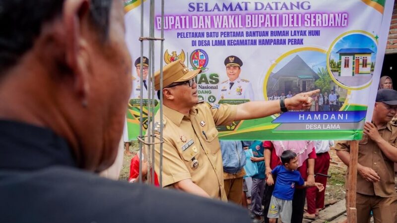Bupati Deli Serdang Letakkan Batu Pertama Pembangunan Rumah Layak Huni untuk Hamdani Warga Desil 1 di Hamparan Perak