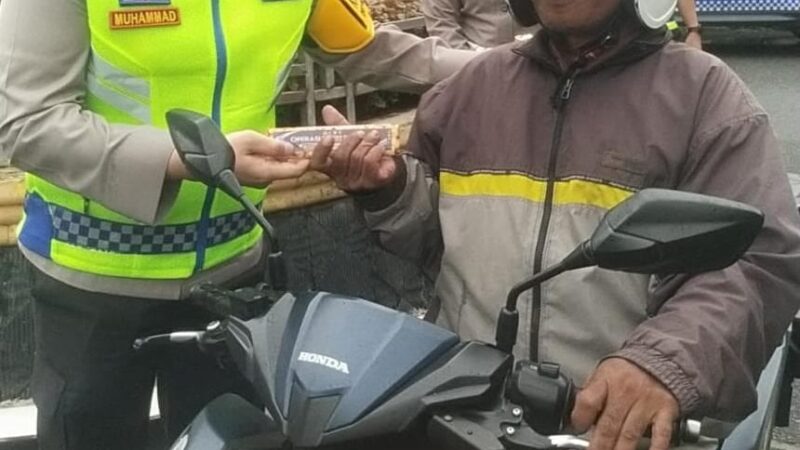 Kapolresta Deli Serdang Laksanakan Strong Point Pagi dan Sosialisasi Ops Patuh Toba 2026