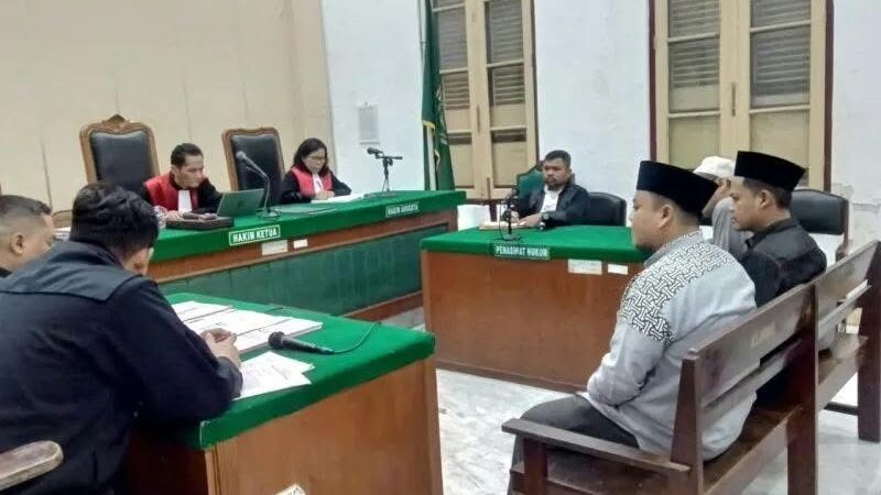 JPU tuntut tiga terdakwa korupsi dana BOS MAS Farhan Syarif Hidayah Bervariasi