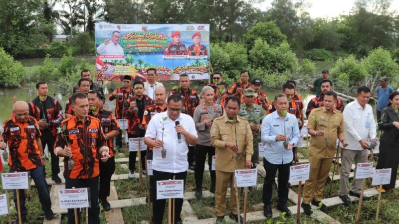 Menteri LH Bersama Pemuda Pancasila Tanam 100 Ribu Pohon di Sumut