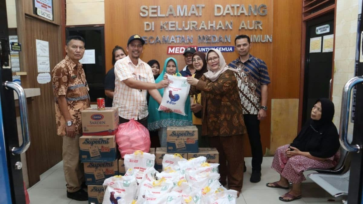 PTPN IV Regional II Salurkan Bantuan Untuk Banjir di Medan