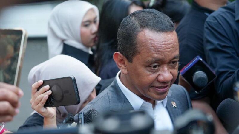 Panggil Bahlil ke Istana, Prabowo Bahas RUU Migas hingga Gangguan Listrik dan Distribusi BBM